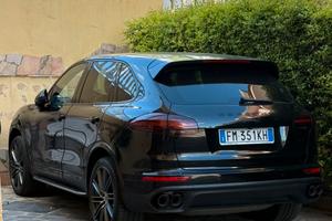 Porsche Cayenne 4.2 S Diesel 385 cv Platinum Edit.