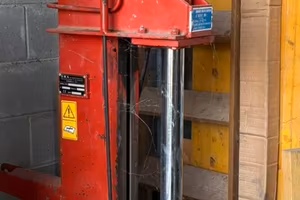 Spaccalegna OMA 14 t pistone lungo