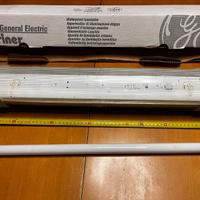 Lampadario Portaneon da esterno completo di Neon