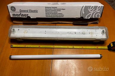 Lampadario Portaneon da esterno completo di Neon