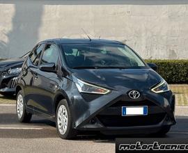 Connect 1.0 VVT-i 72CV 5 porte x-business