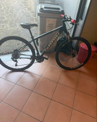 Bicicletta cannondale da 18