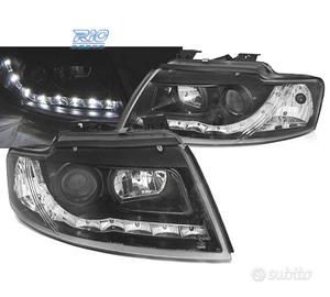 FARI AUDI A4 B6 00-04 LUCE DIURNA A LED FONDO NERO