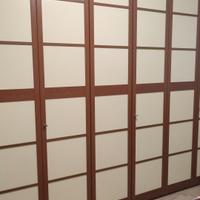 Mobili in legno di ciliegio 