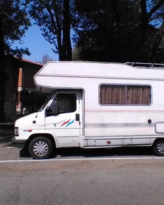 camper mansardato