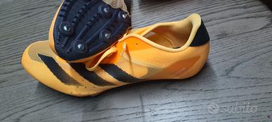 Scarpe chiodate atletica