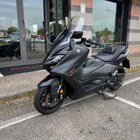 YAMAHA T-MAX 560 Sword Grey