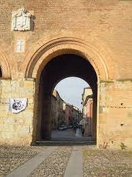 Palazzo di mq 1.000 in Via Roma a Reggio Emilia