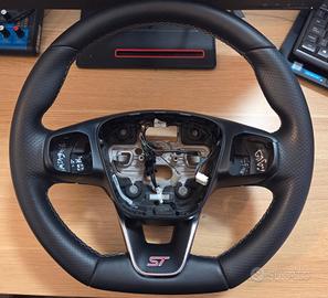 Volante Ford Fiesta ST Mk8 riscaldato 