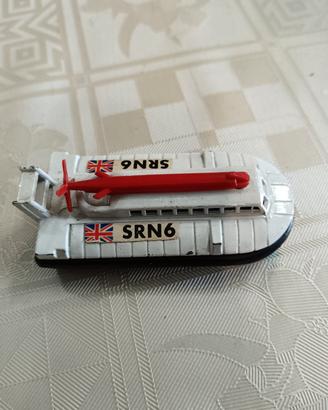 hovercraft  matchbox 1972
