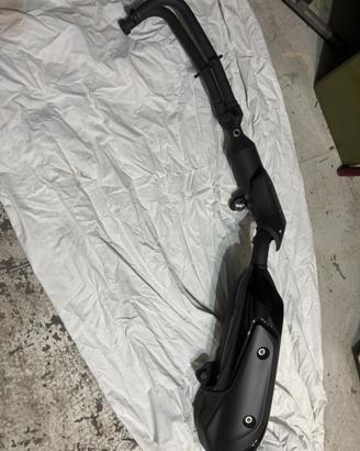 Marmitta TMAX 560