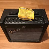 Fender Mustang I (V.2) 20 W Amplificatore
