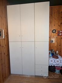 Armadio bianco da cameretta