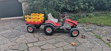 Trattore giocattolo a pedali Peg Perego con rimorc