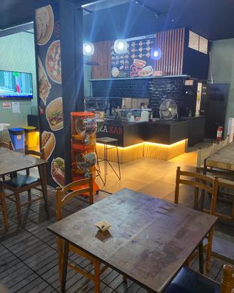 Cedessi una pizzeria/ piadineria