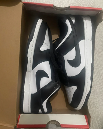 Nike panda dunks
