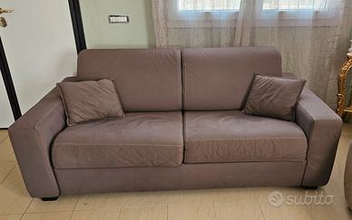 Divano letto matrimoniale