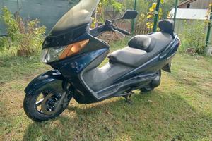 Suzuki Burgman 400 - 2005