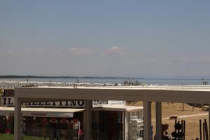 Trilocale di ampie dimensioni fronte mare