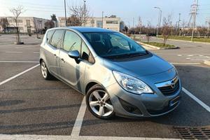 Opel Meriva 1.4 benzina