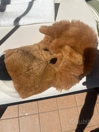 Cappellino caldo Leone