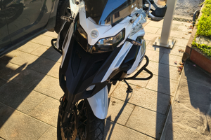 Benelli trk 502 x