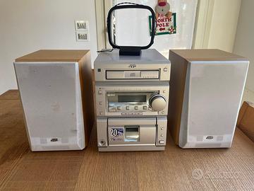 JVC - Hi Fi model CA-UXP3RFS Radio Stereo CD