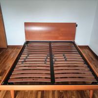 Struttura letto con rete matrimoniale