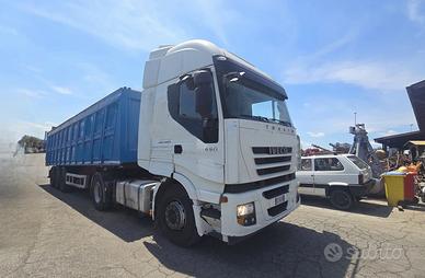 Trattore stradale iveco stralis 450