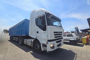 Trattore stradale iveco stralis 450