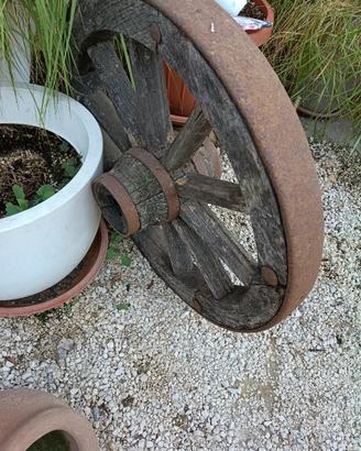 antica ruota carro