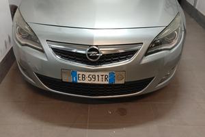 Opel Astra j