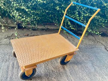 Carrello 4 ruote