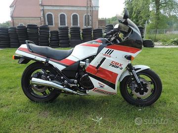 HONDA CBX 750 F2 ricambi vari