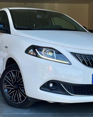 LANCIA 1.0 FIREFLY HYBRID 5P 69CV - CARPLAY, NEOPA