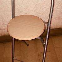 Sgabello da bar pieghevole