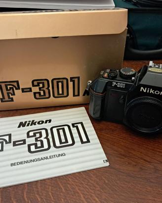 Nikon F301 corpo