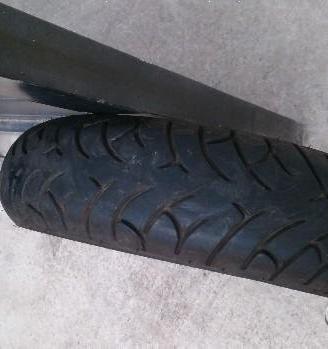 Gomma pneumatico moto usato160 60 18 dunlop