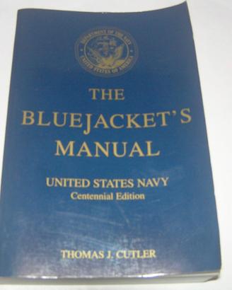 Libro manuale dei marines americani.