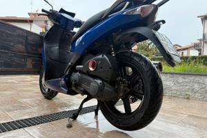 Aprilia sportcity cube 125