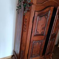 armadio stile tirolese