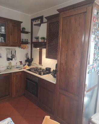 Elettrodomestici cucina e mobilio