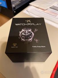 Smartwatch con auticolari bluetooth