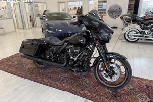 Harley Davidson Street Glide ST 117