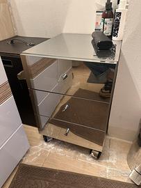 Piccola cassettiera Lineabeta