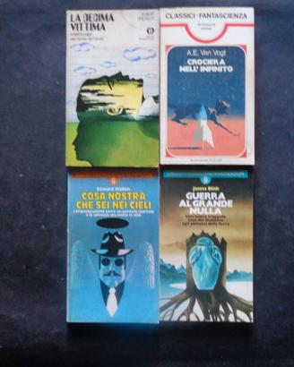 LIBRI DI FANTASCIENZA mini lotto di 4 Pezzi [F1]