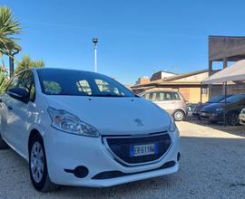 Peugeot 208 1.4 HDi 68 CV 5 porte van