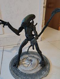 Action figure Alien