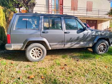 Jeep cherooke epoca
