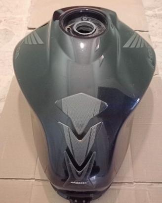 Serbatoio Honda Hornet 600 anno 2004